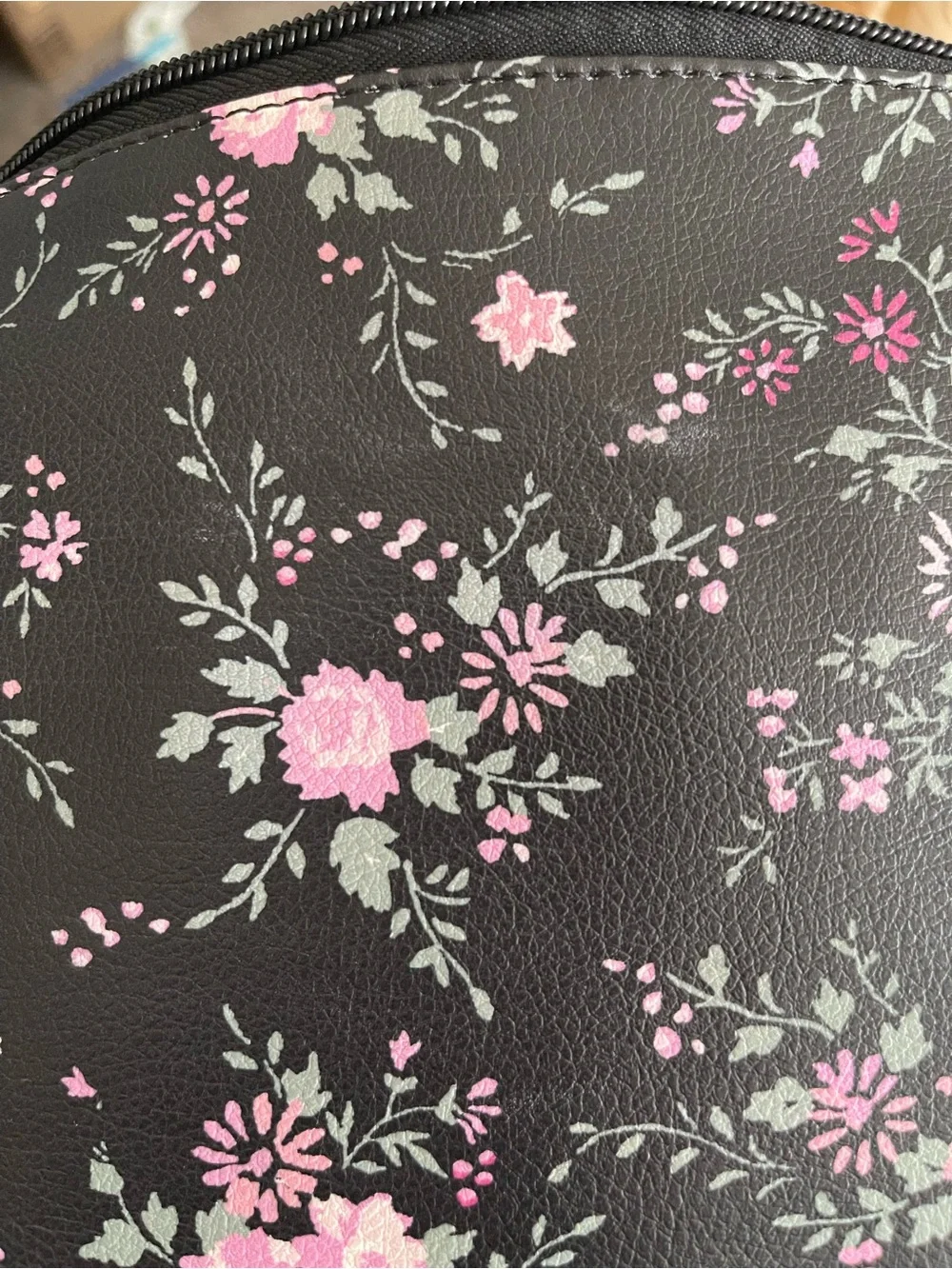 Betsey Johnson Black Pink Floral Crossbody Bag – Like New